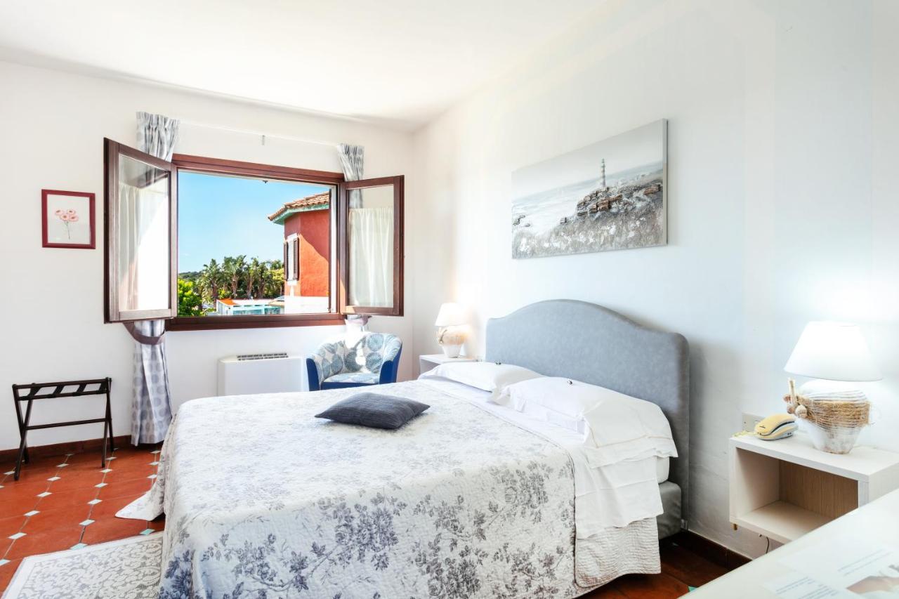 Hotel Stefania Boutique Hotel By The Beach Олбия Екстериор снимка