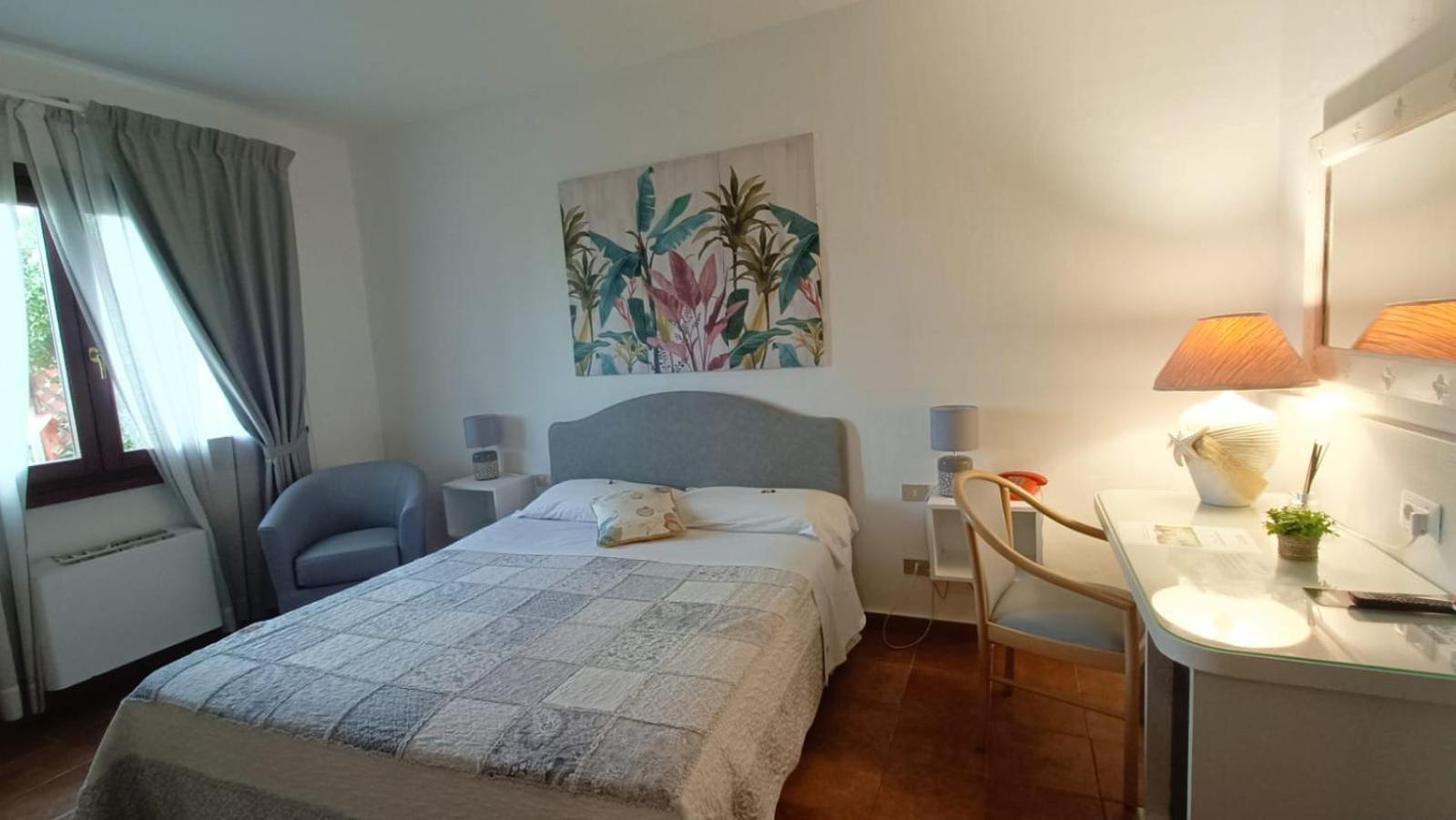 Hotel Stefania Boutique Hotel By The Beach Олбия Екстериор снимка